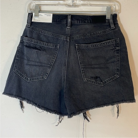 N - Picture 10 of 14